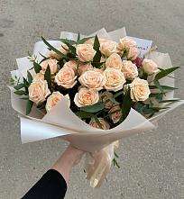 Букет Кремовые розы Латте в Нурлате