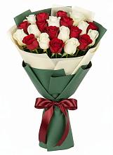 Букет Микс из красных и белых роз #REPLACE_PRED# Нурлате