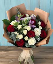 Букет цветов из:  Розы и Альстромерии в Нурлате