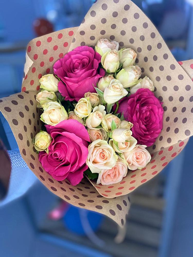 Букет цветов из: Розы в Нурлате