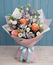 Букет цветов из:  Лизиантусы, Розы, Альстромерии и Гипсофила #REPLACE_PRED# Нурлате