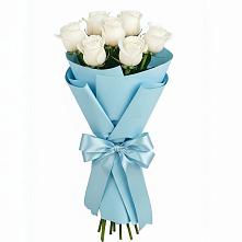 Букет 7 белых роз Проуд в Нурлате