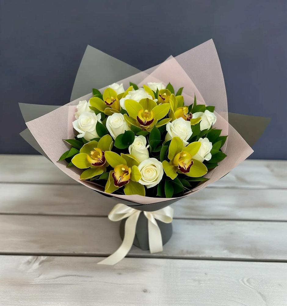 Букет цветов из: Орхидеи и Розы в Нурлате