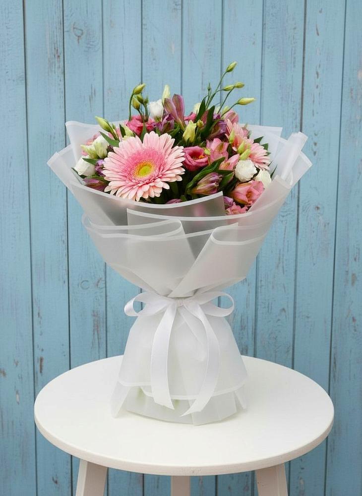 Букет цветов из: Герберы, Альстромерии и Лизиантусы в Нурлате