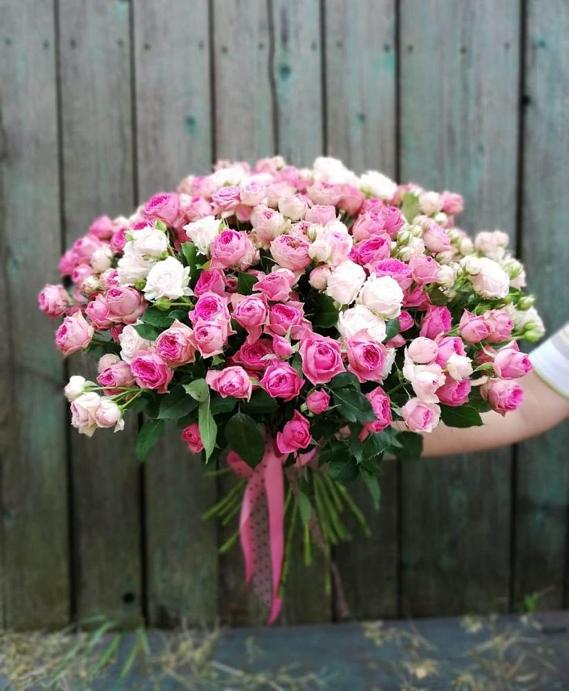 Букет Розовые кустовые розы Натали и Лав Лидия в Нурлате