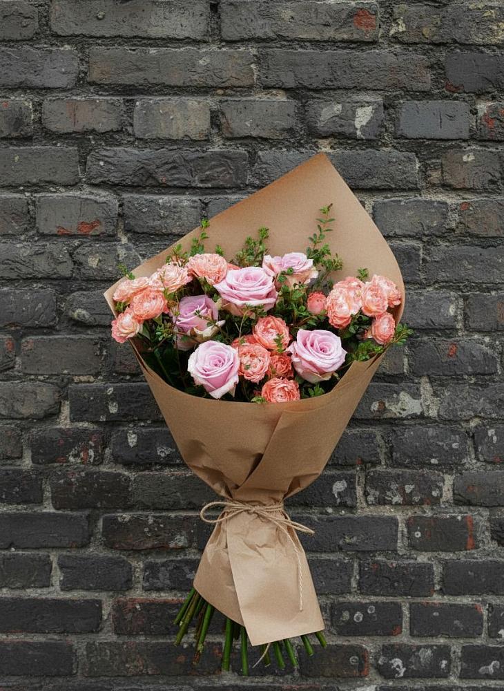 Букет цветов из: Розы в Нурлате