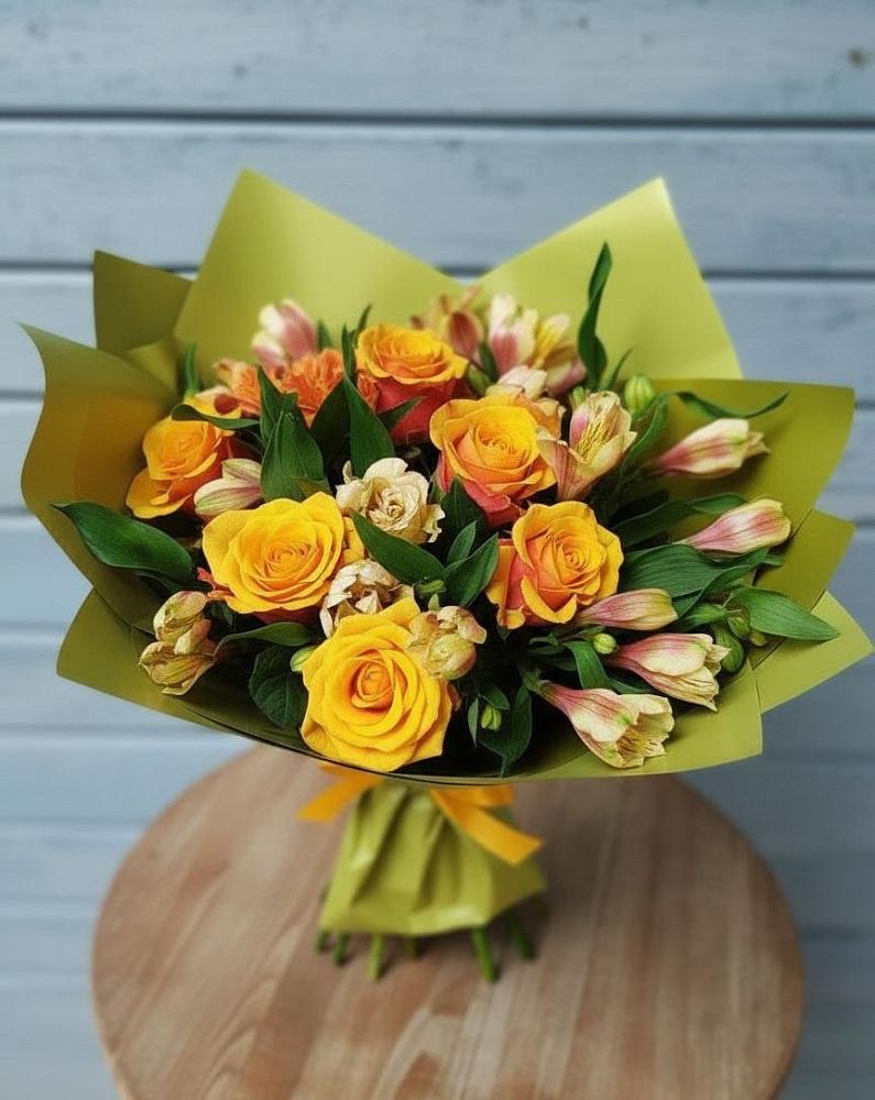 Букет цветов из: Альстромерии и Розы в Нурлате