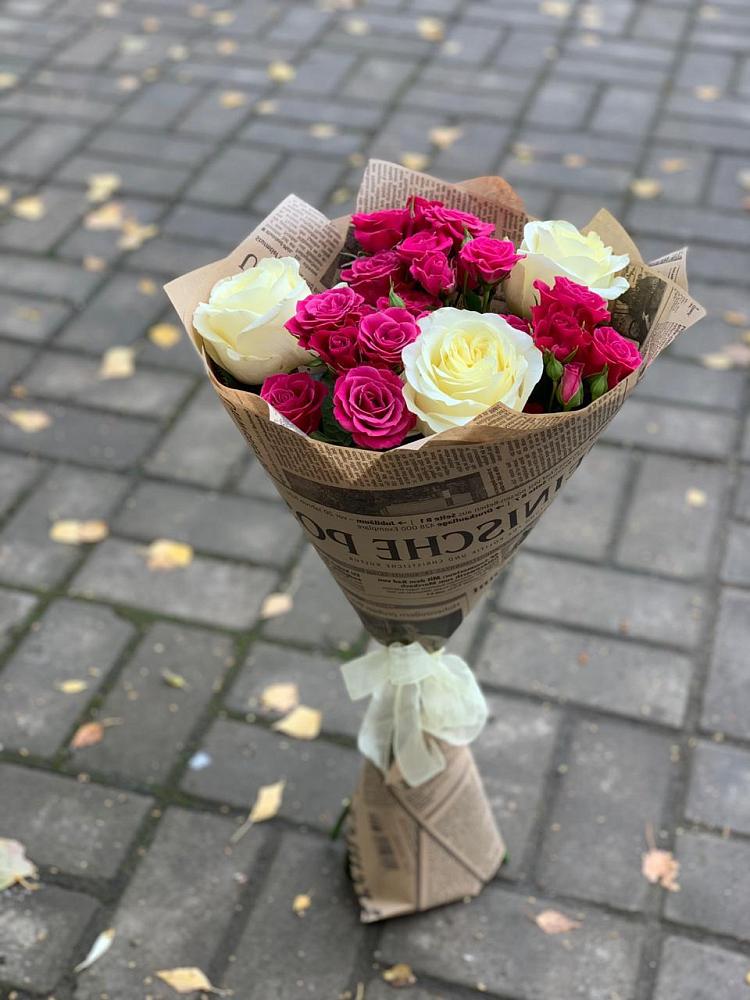 Букет цветов из: Розы в Нурлате