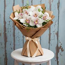 Букет цветов из:  Орхидеи и Розы в Нурлате